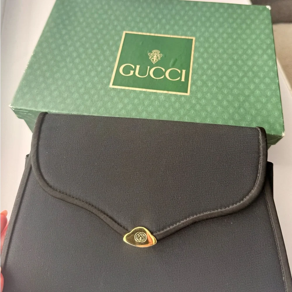 Gucci Black Clutch with Gold Chain - Picture 3 of 9